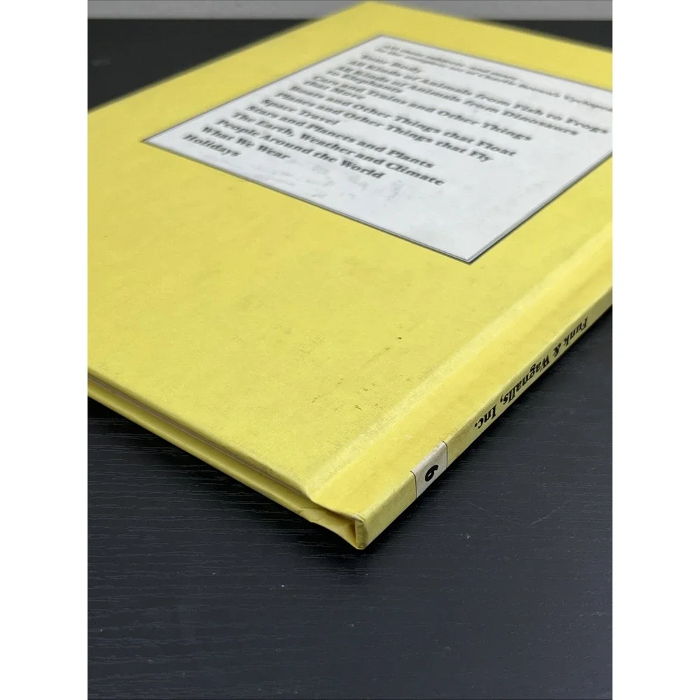 Charlie Brown's Cyclopedia Volume 6 Planes and Flying Things Vintage 1980
